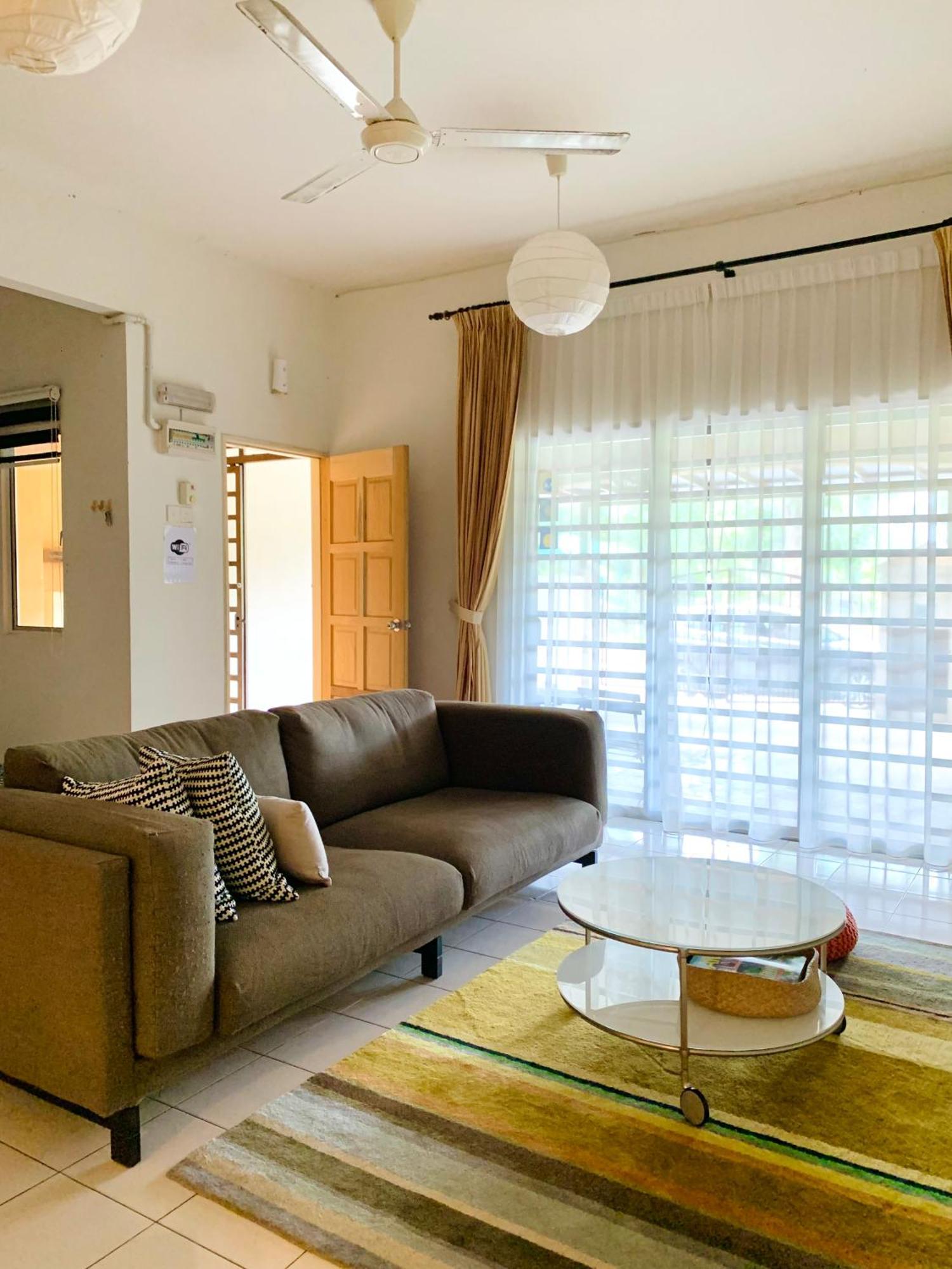 D'Houzz 호텔 숭가이페타니 외부 사진